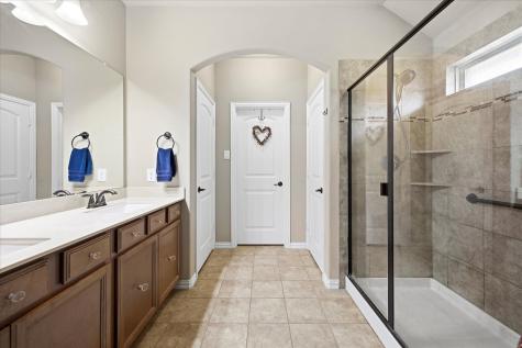 112 Pleasant Hill Lane Fate TX 75189