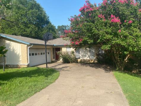 1116 Autumn Oak Drive Denton TX 76209