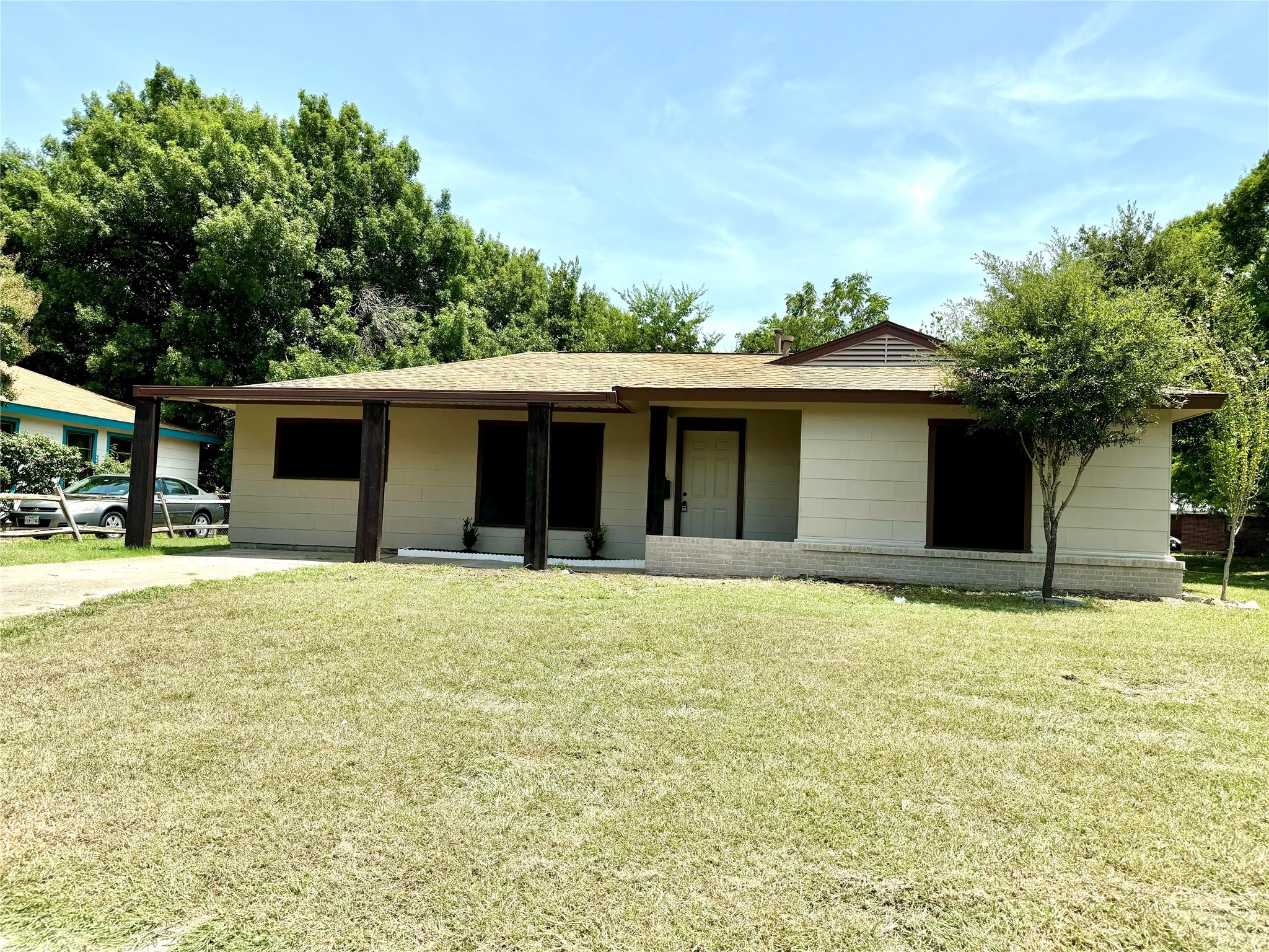 1117 Clarice Street Grand Prairie TX 75051