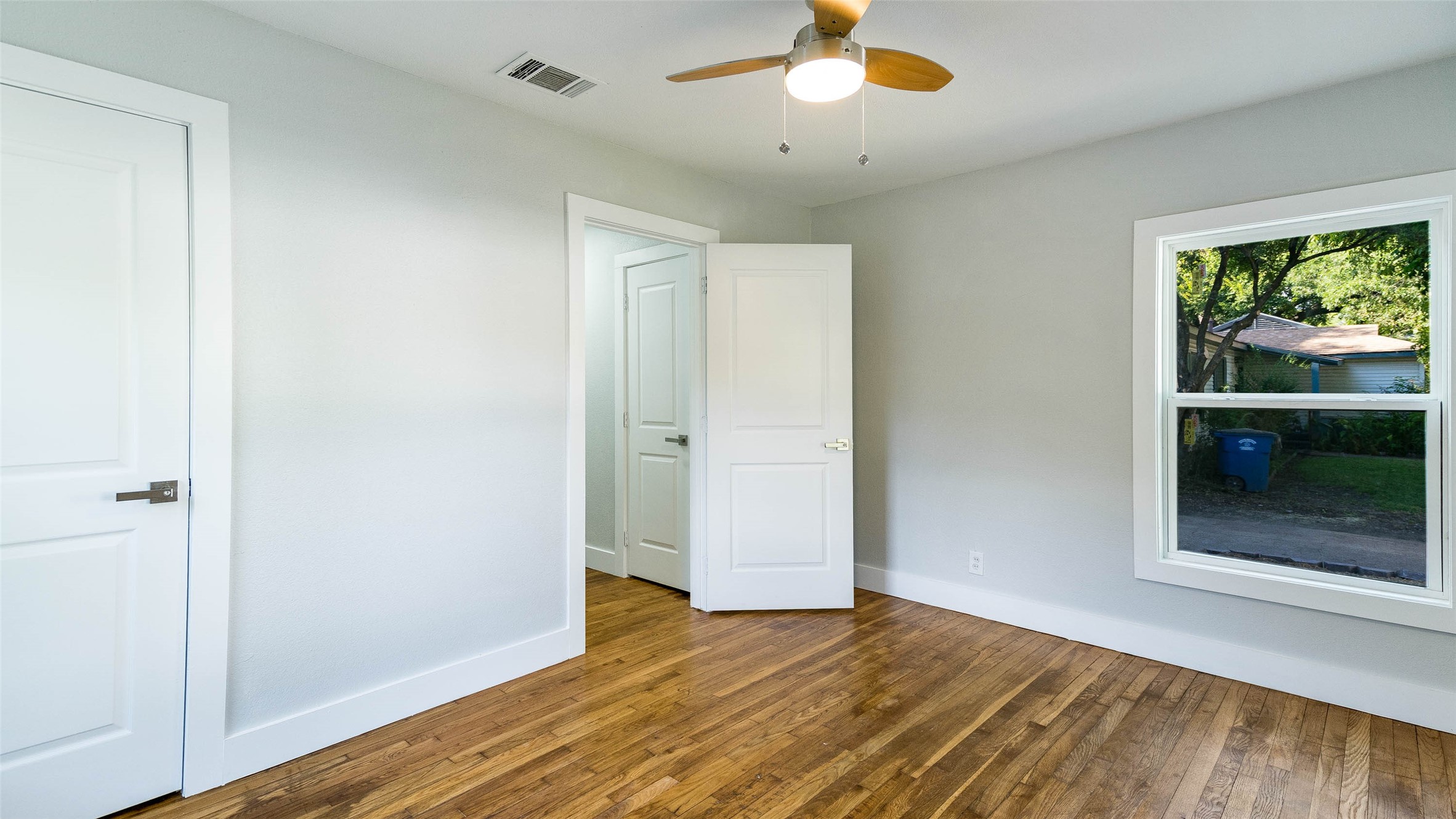 10523 Newcombe Drive Dallas TX 75228