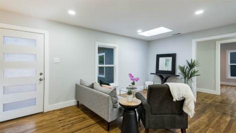 10523 Newcombe Drive Dallas TX 75228