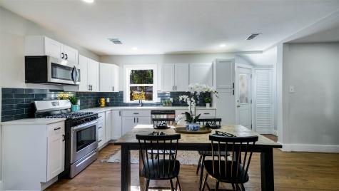 10523 Newcombe Drive Dallas TX 75228