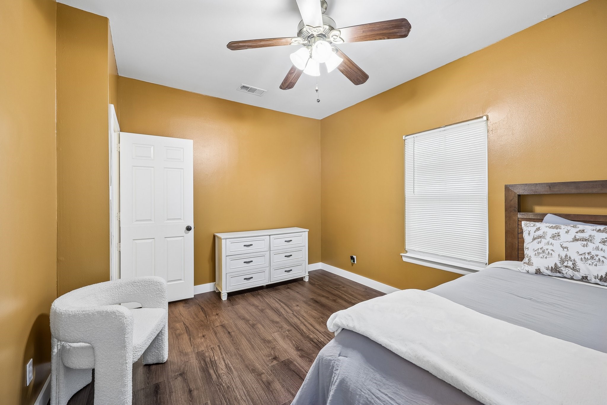 331 Radecke Road Krum TX 76249