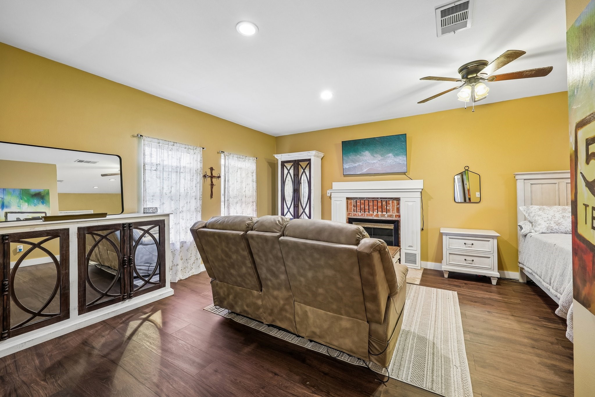 331 Radecke Road Krum TX 76249