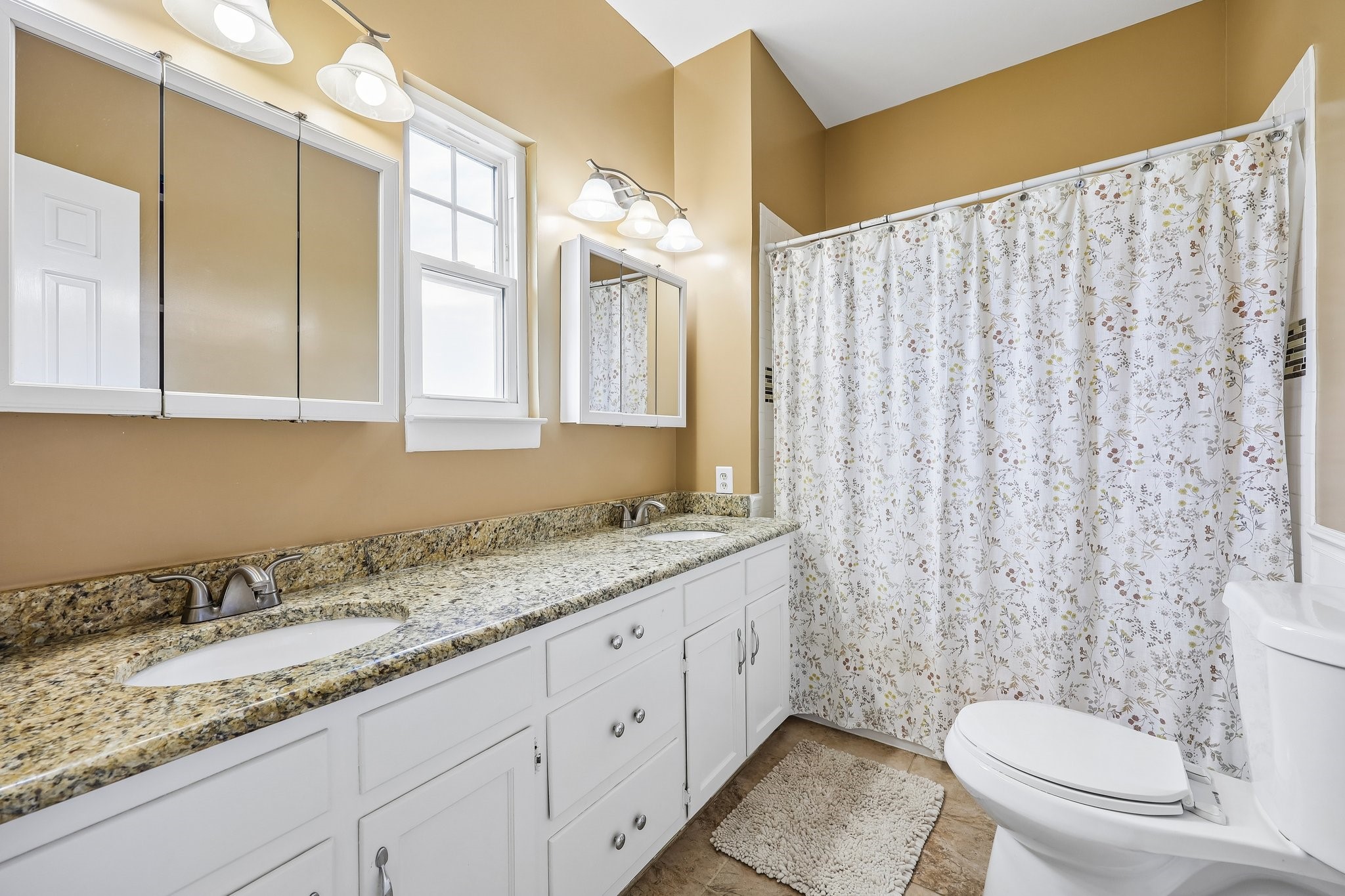 331 Radecke Road Krum TX 76249