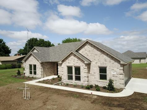 501 John Jr Drive Lindsay TX 76250
