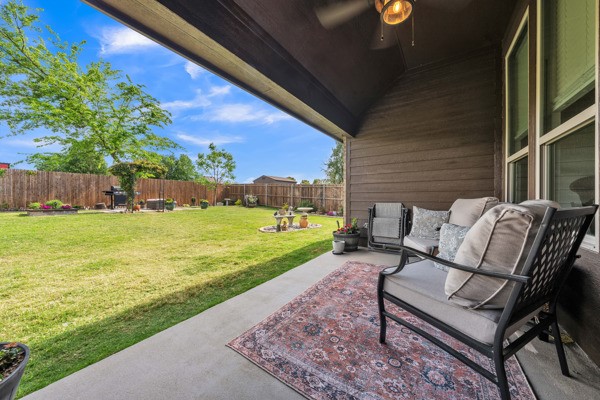 344 Paloma Street Weatherford TX 76087