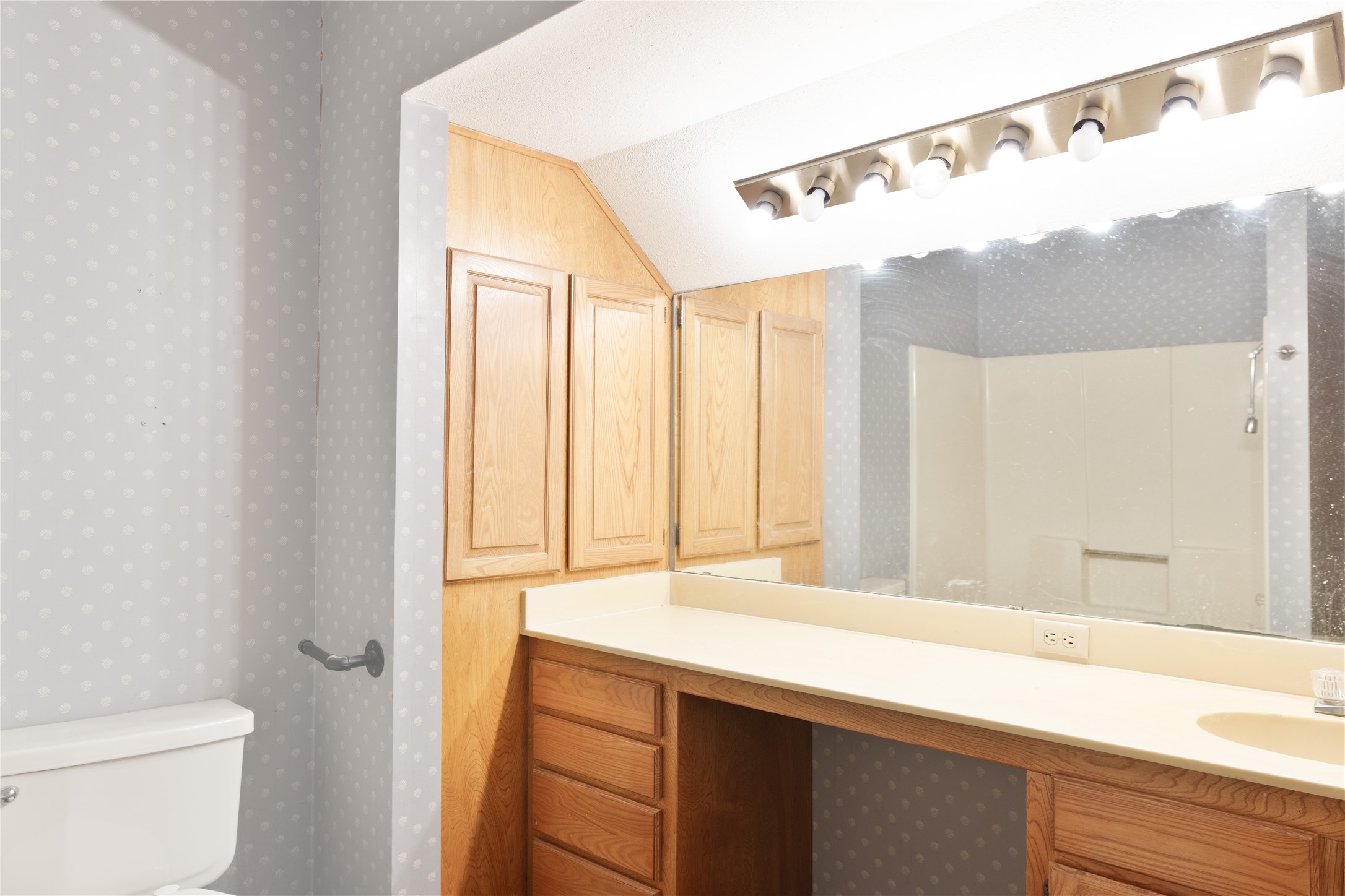 561 E Main Street Fairfield TX 75840