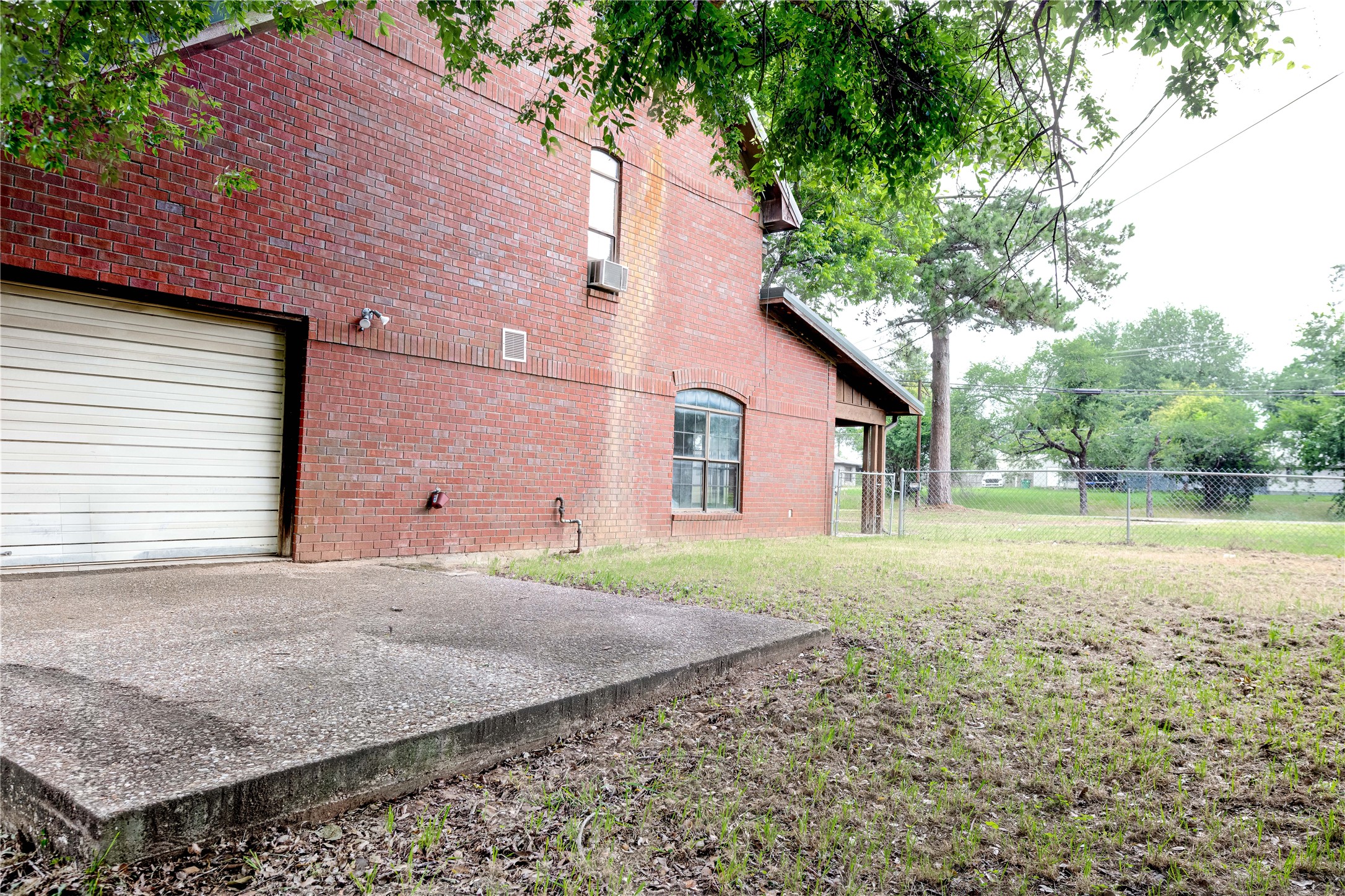 561 E Main Street Fairfield TX 75840