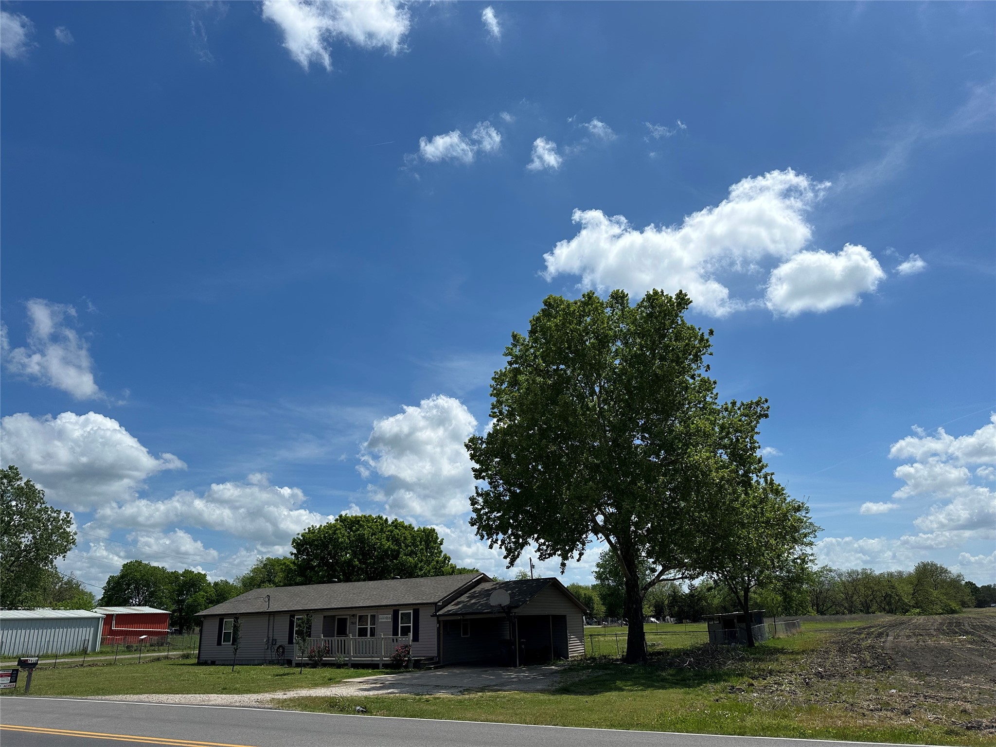 7910 County Road 392 Princeton TX 75407