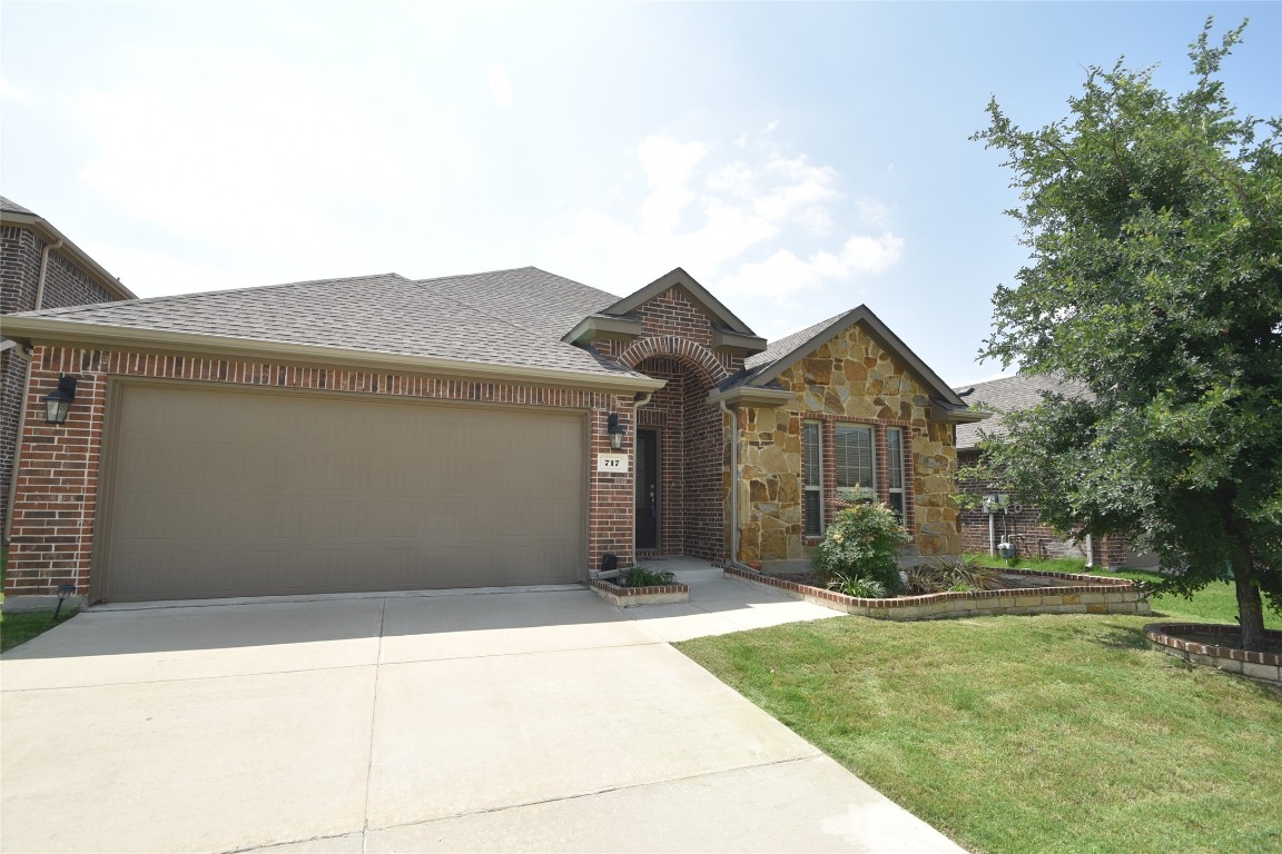 717 Dickens Drive Mckinney TX 75071