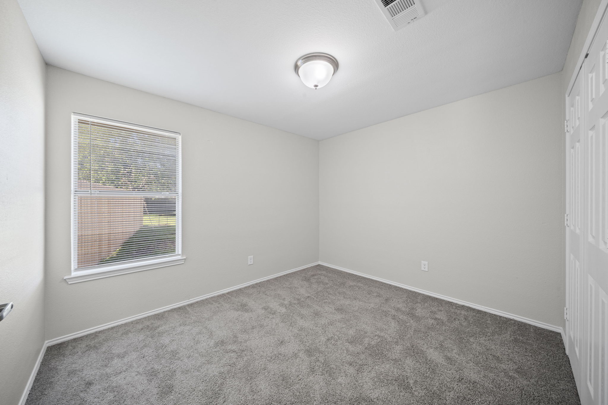 1216 Urban Drive Desoto TX 75115