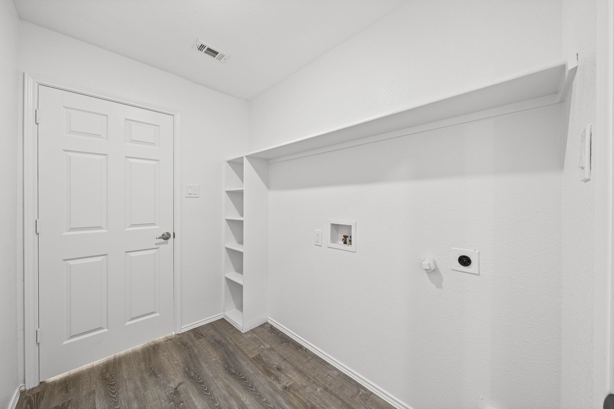 1216 Urban Drive Desoto TX 75115