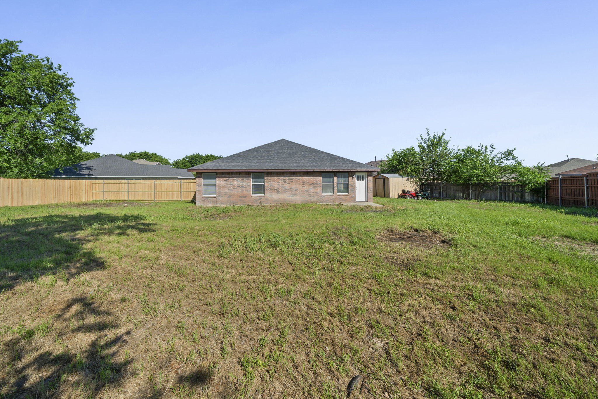 1216 Urban Drive Desoto TX 75115