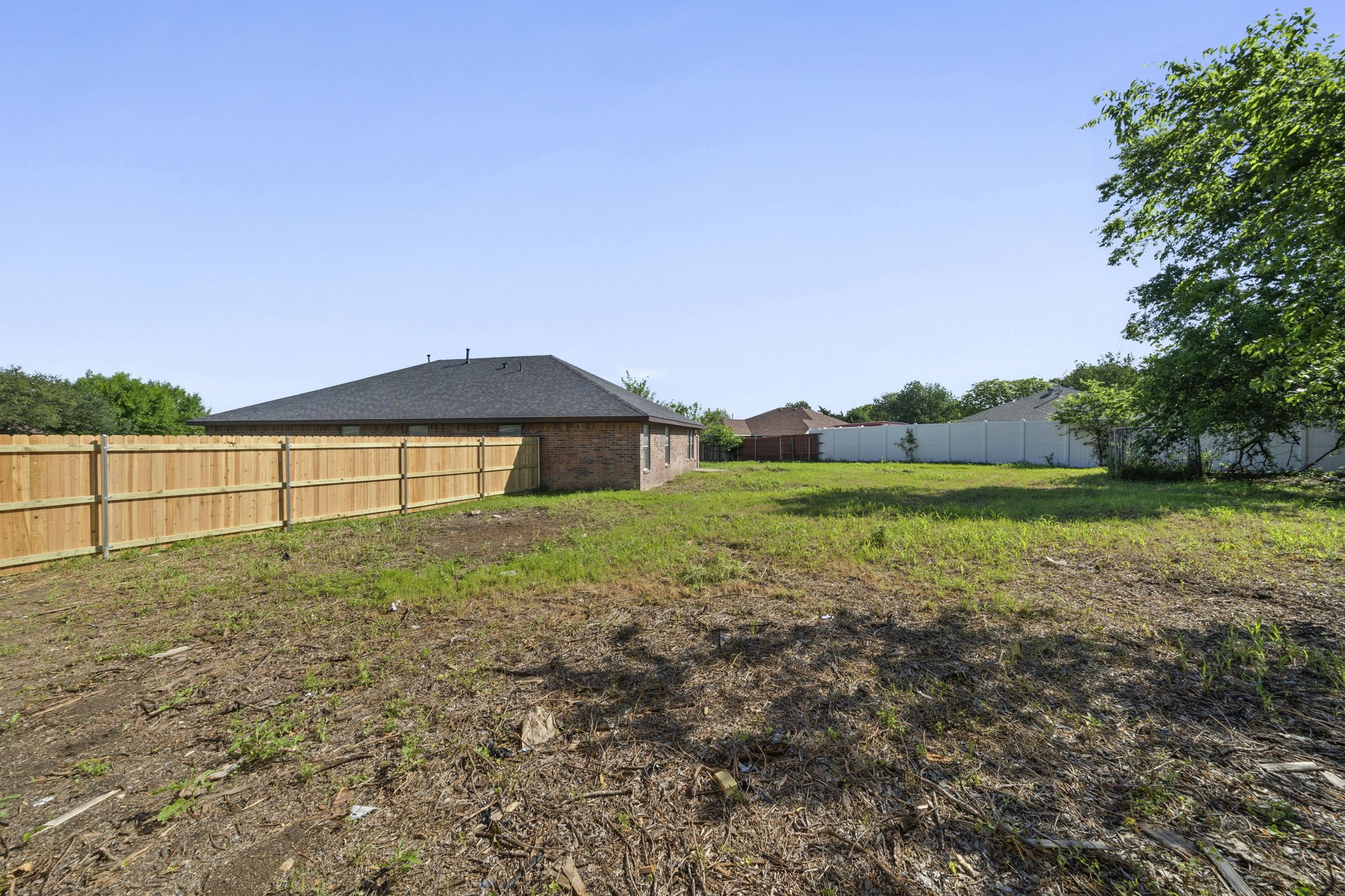 1216 Urban Drive Desoto TX 75115