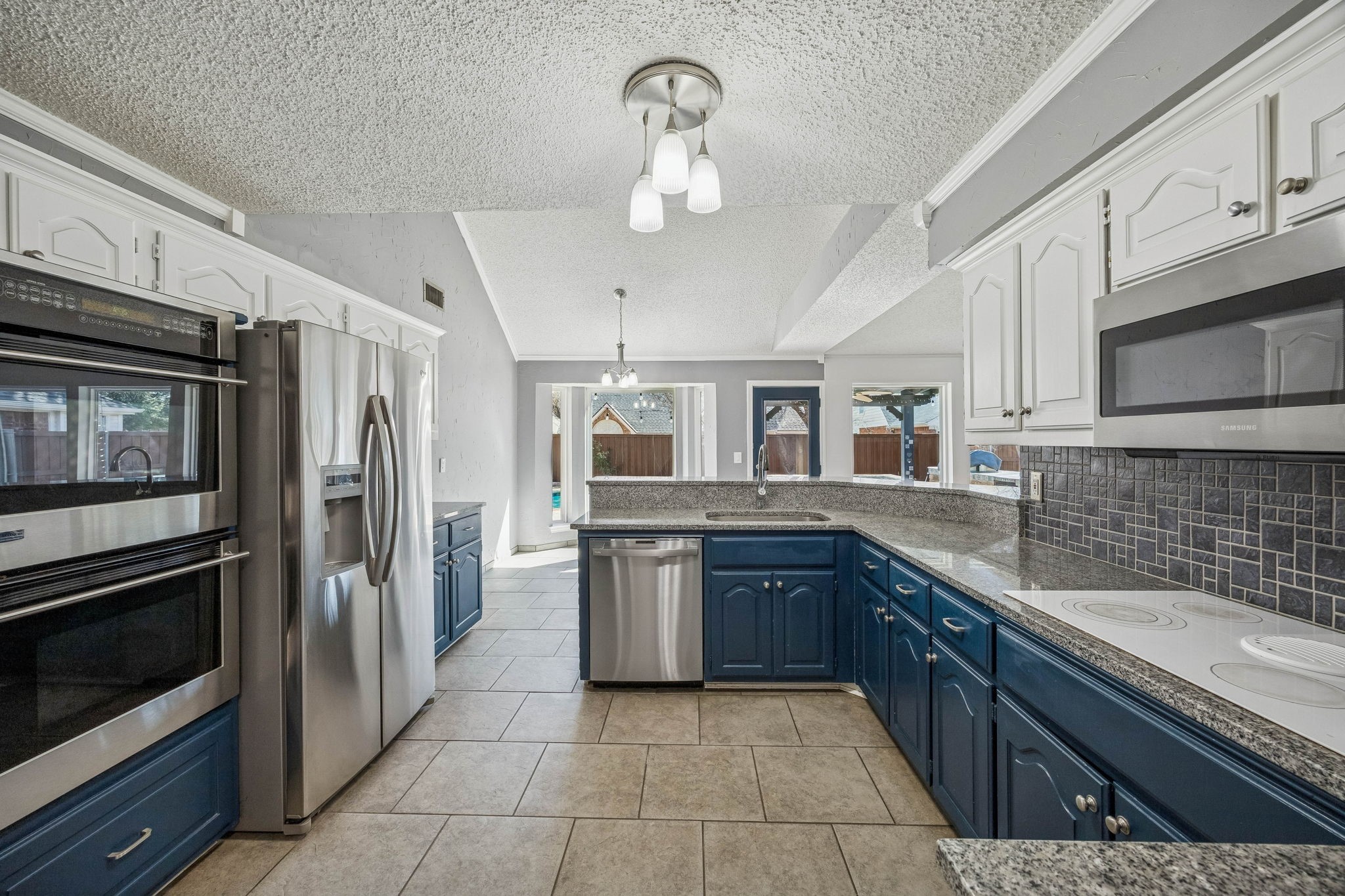 2215 Cimarron Road Mckinney TX 75072