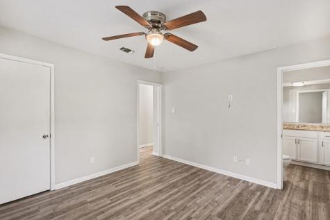 821 E Bovell Street Crowley TX 76036