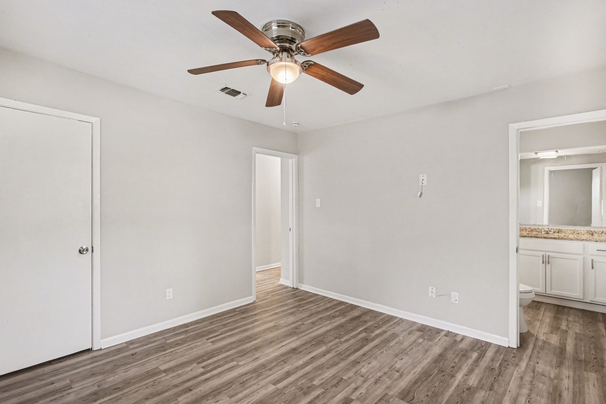 821 E Bovell Street Crowley TX 76036