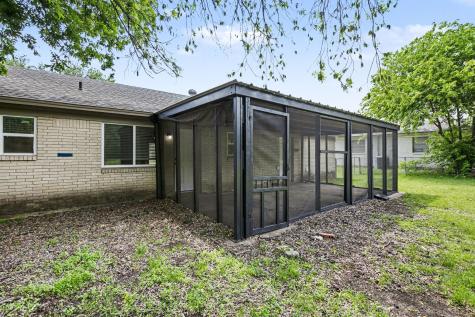 821 E Bovell Street Crowley TX 76036