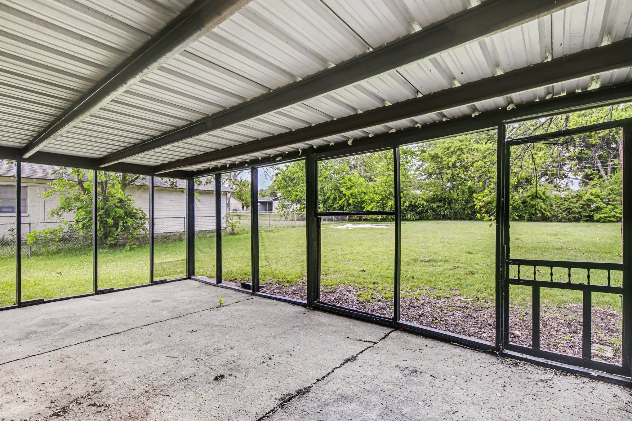 821 E Bovell Street Crowley TX 76036