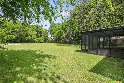 821 E Bovell Street Crowley TX 76036