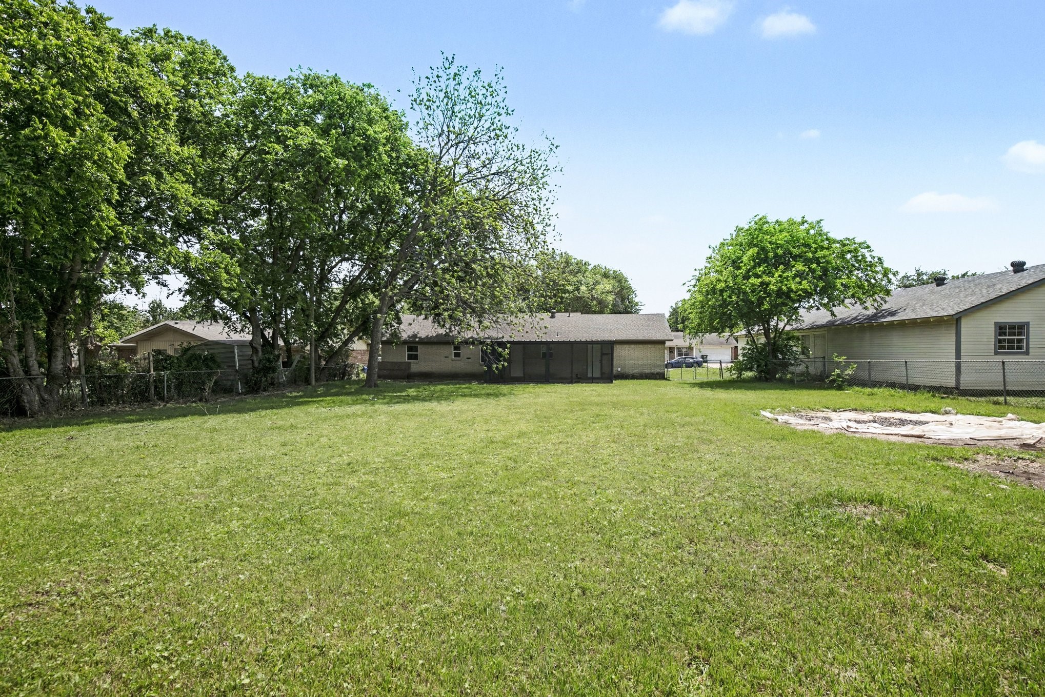 821 E Bovell Street Crowley TX 76036