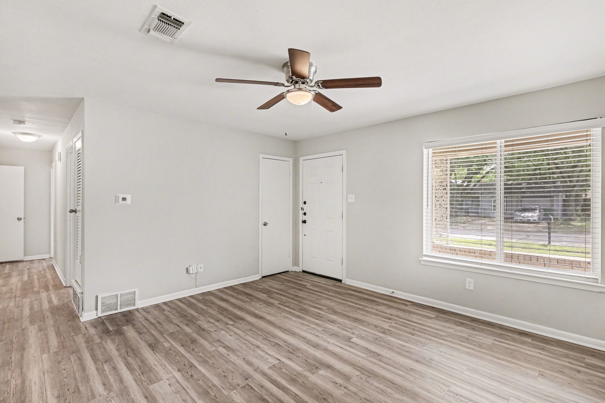 821 E Bovell Street Crowley TX 76036