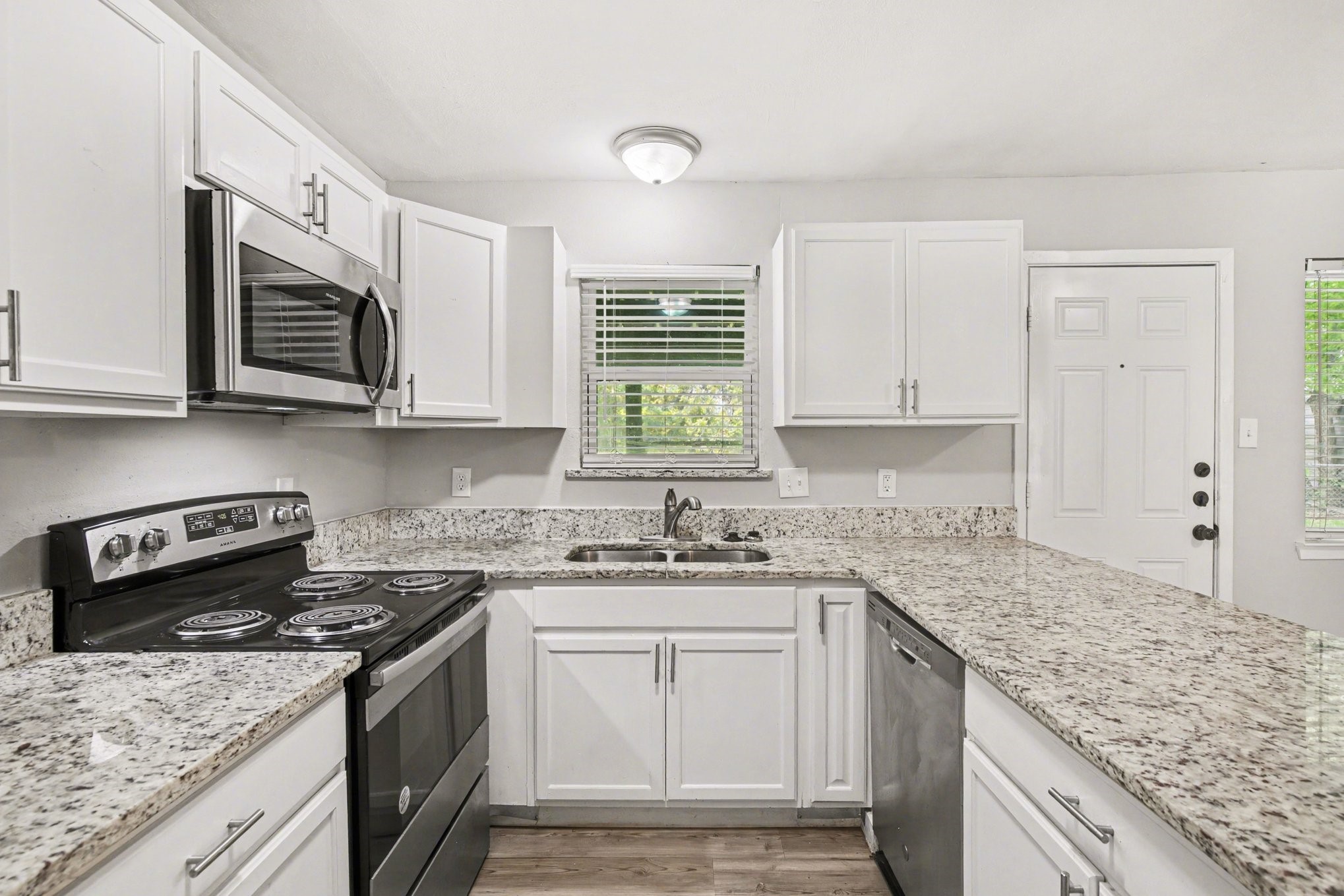 821 E Bovell Street Crowley TX 76036