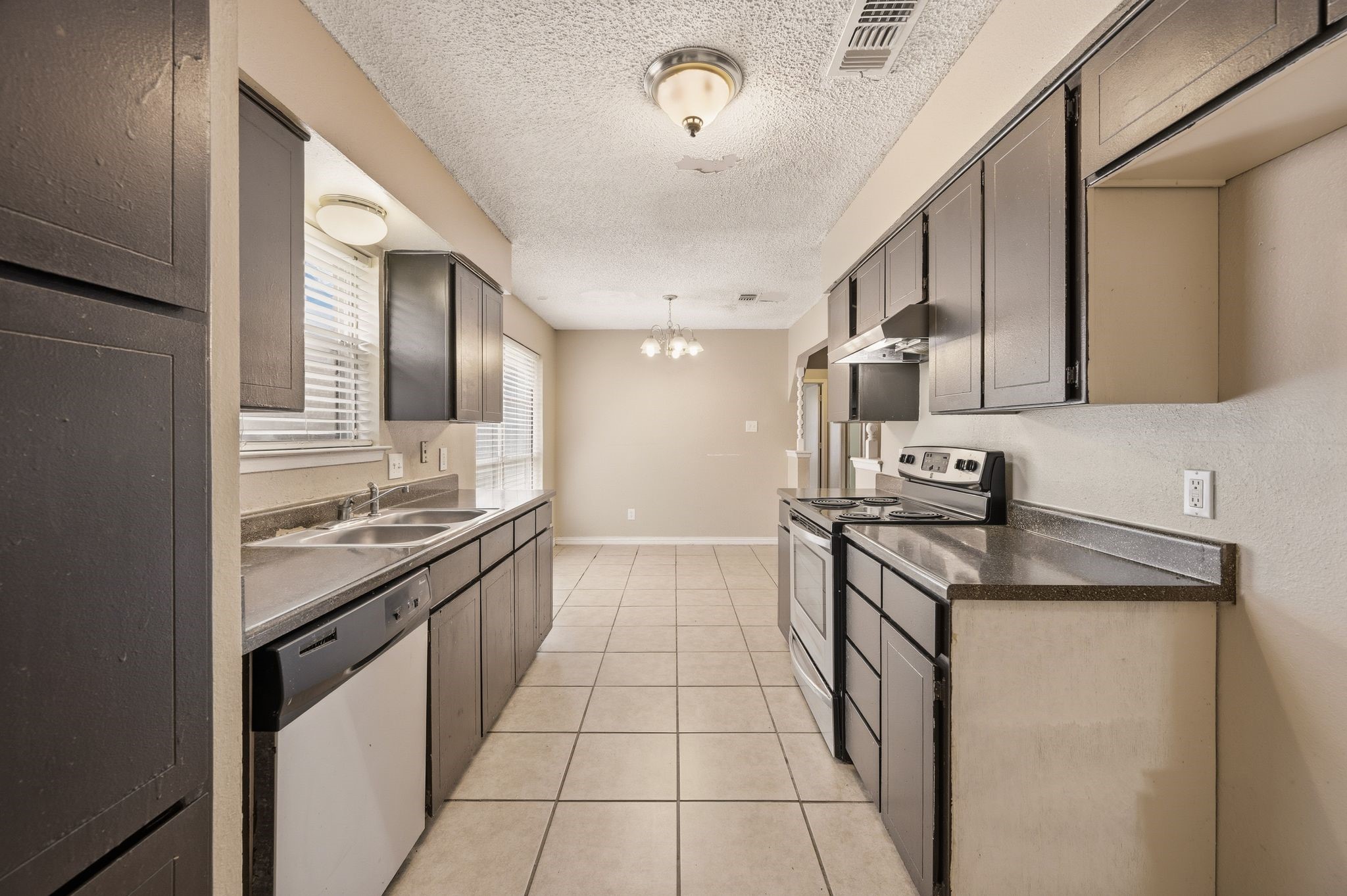 6512 Old Mill Circle Watauga TX 76148