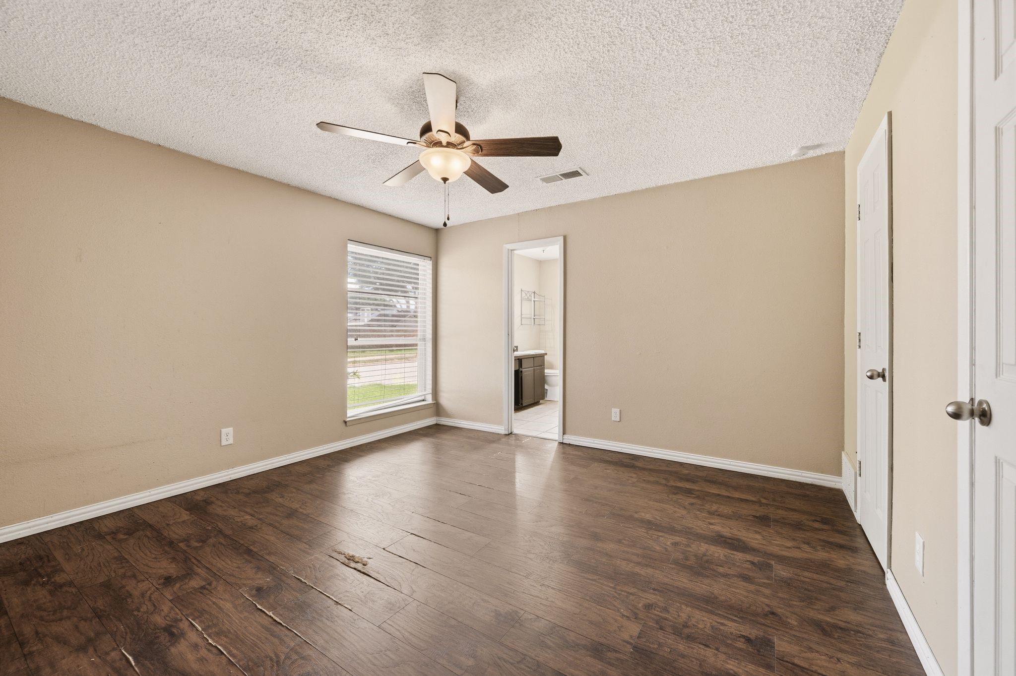 6512 Old Mill Circle Watauga TX 76148
