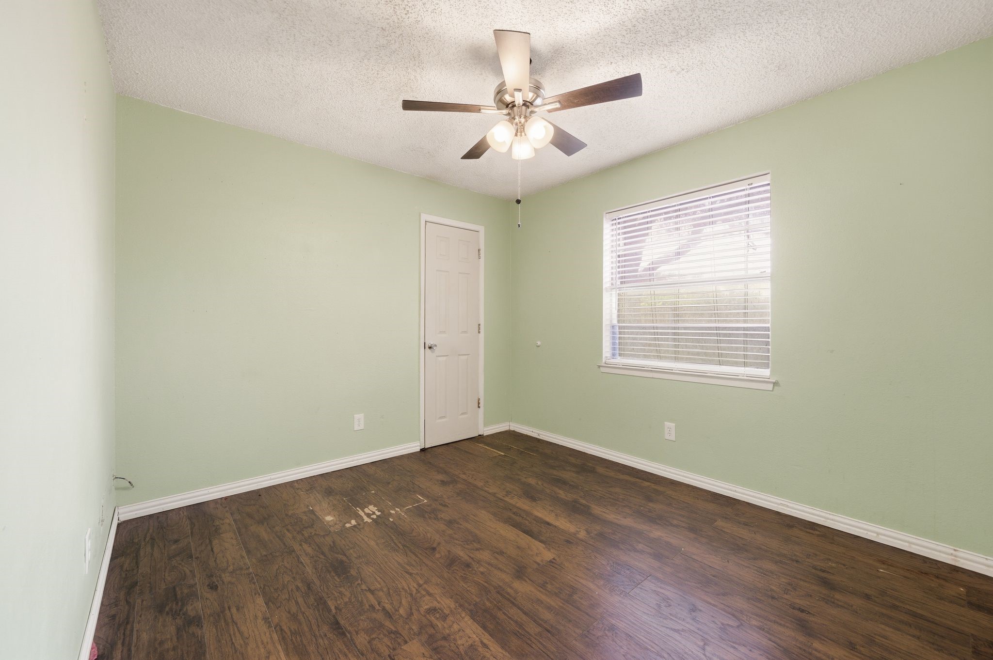 6512 Old Mill Circle Watauga TX 76148