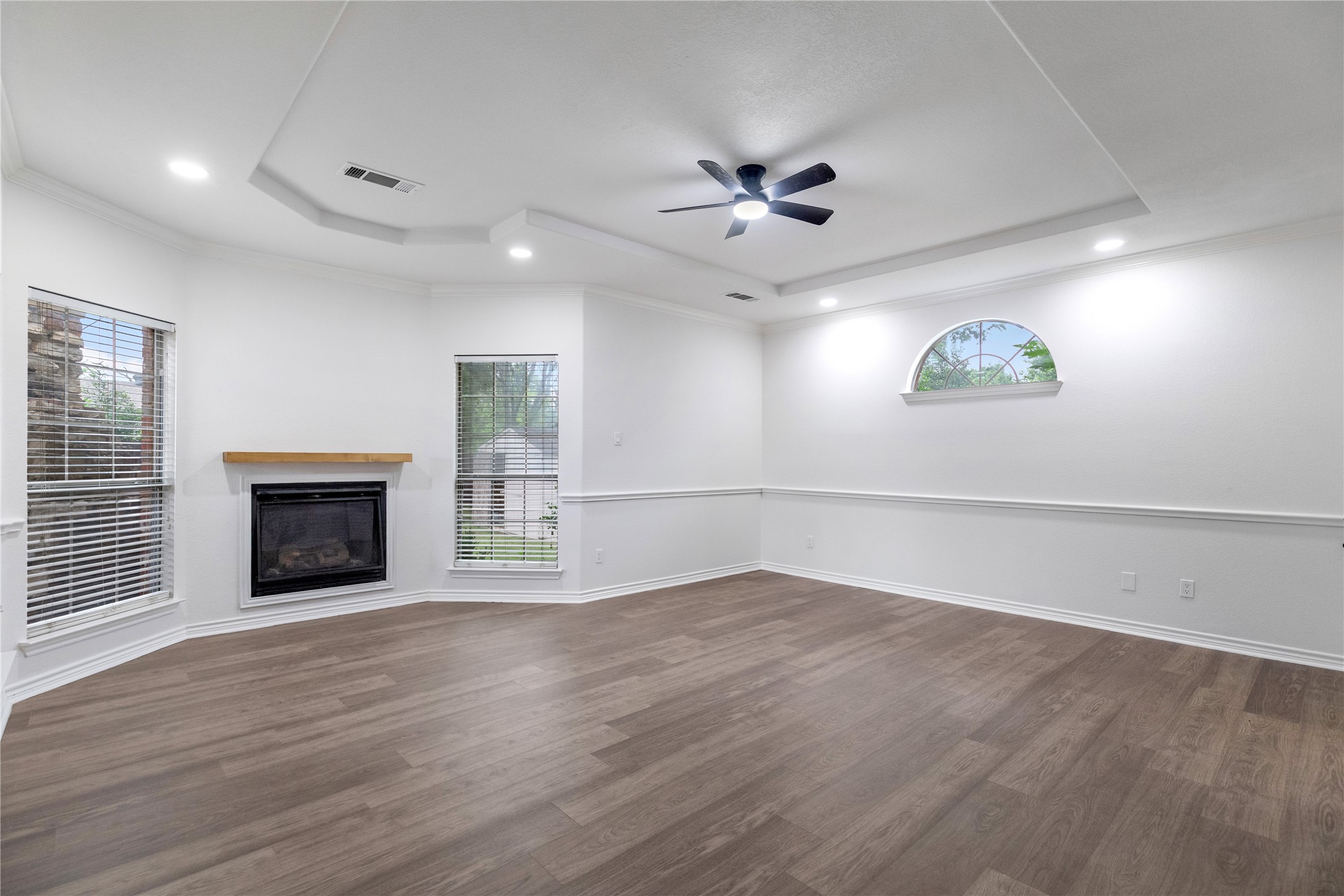 907 Greenfield Court Kennedale TX 76060