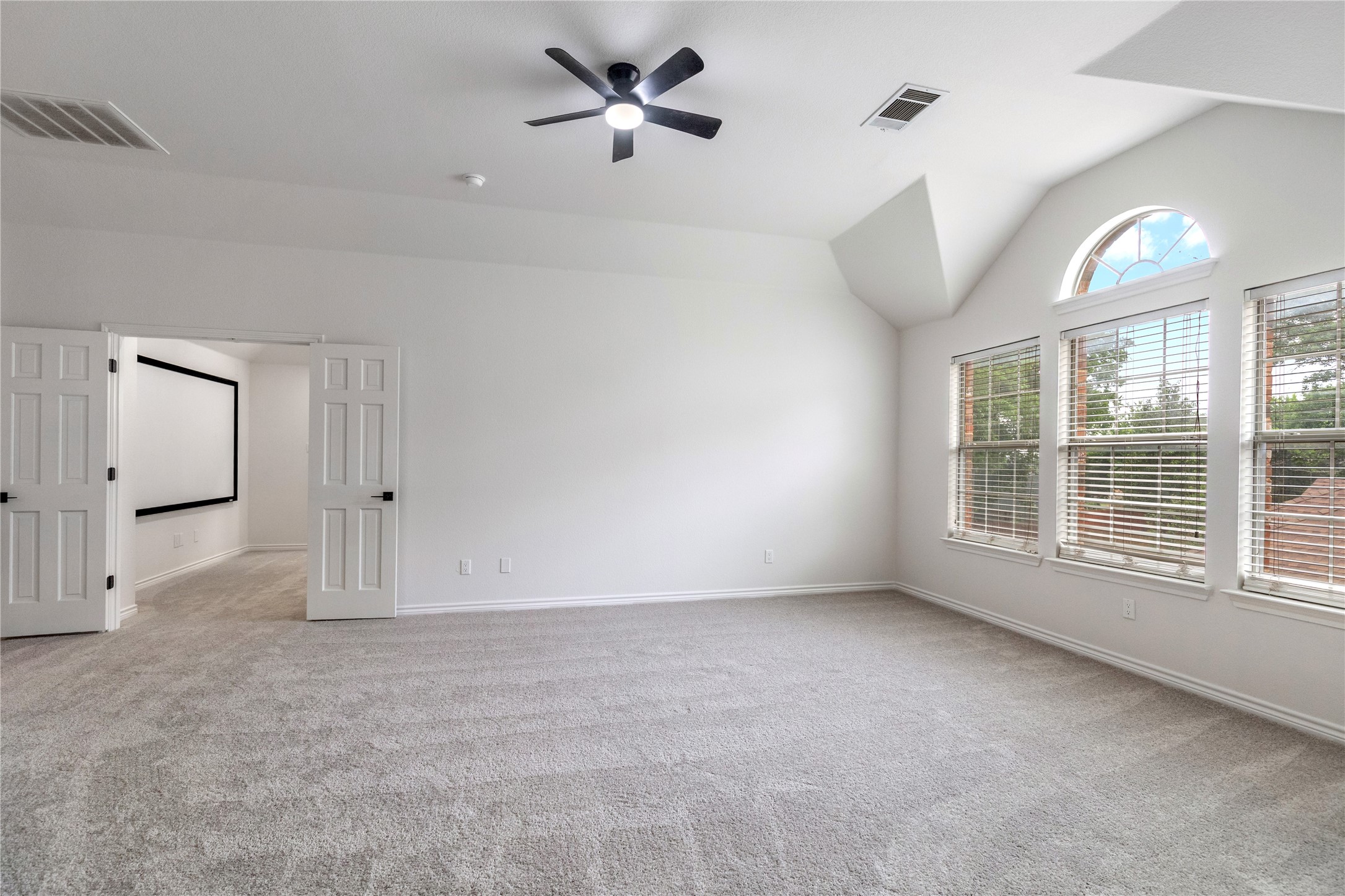 907 Greenfield Court Kennedale TX 76060