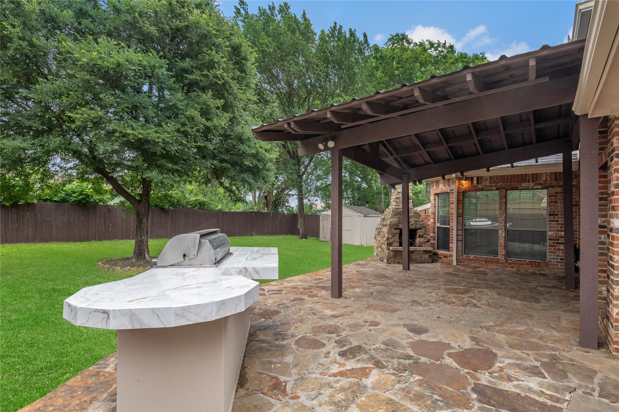 907 Greenfield Court Kennedale TX 76060