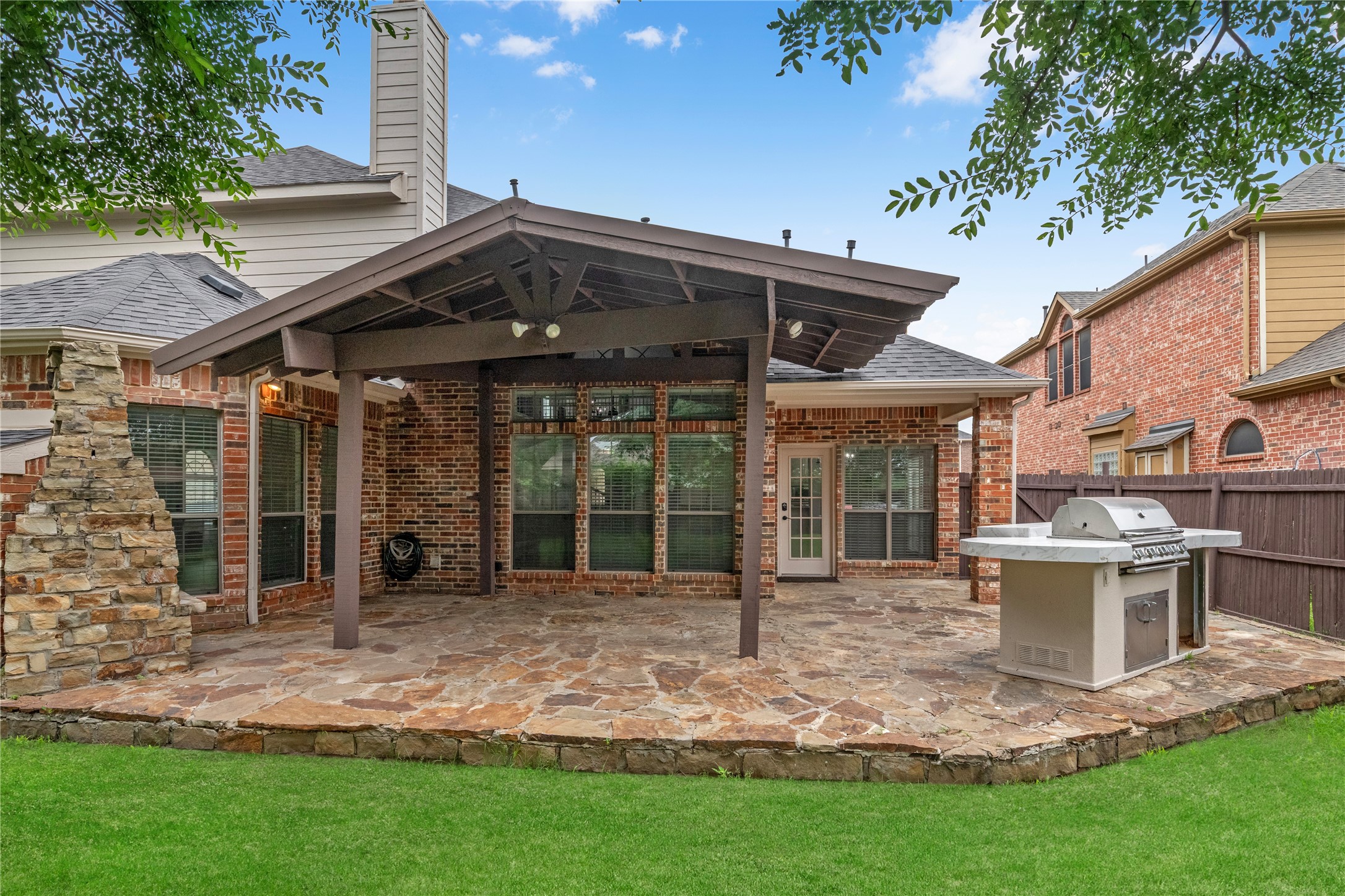 907 Greenfield Court Kennedale TX 76060