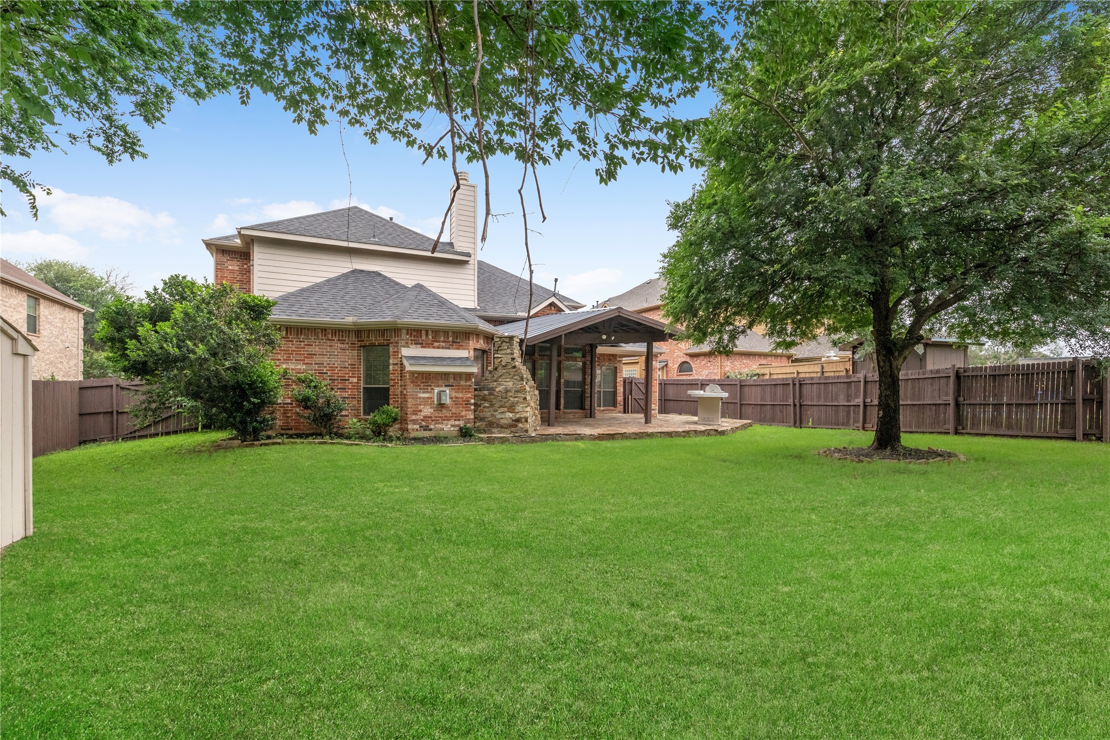907 Greenfield Court Kennedale TX 76060