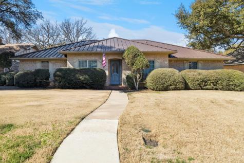 4212 Lake Vista Drive Benbrook TX 76132