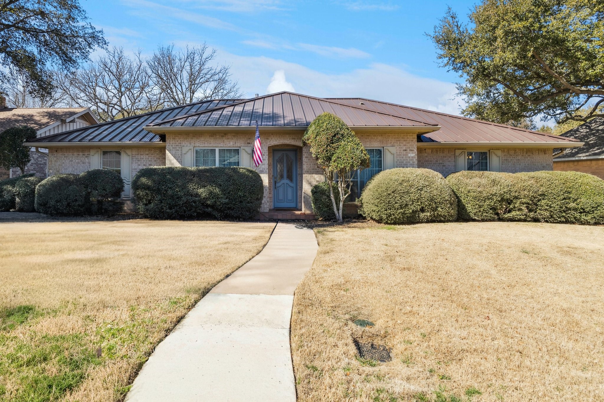 4212 Lake Vista Drive Benbrook TX 76132