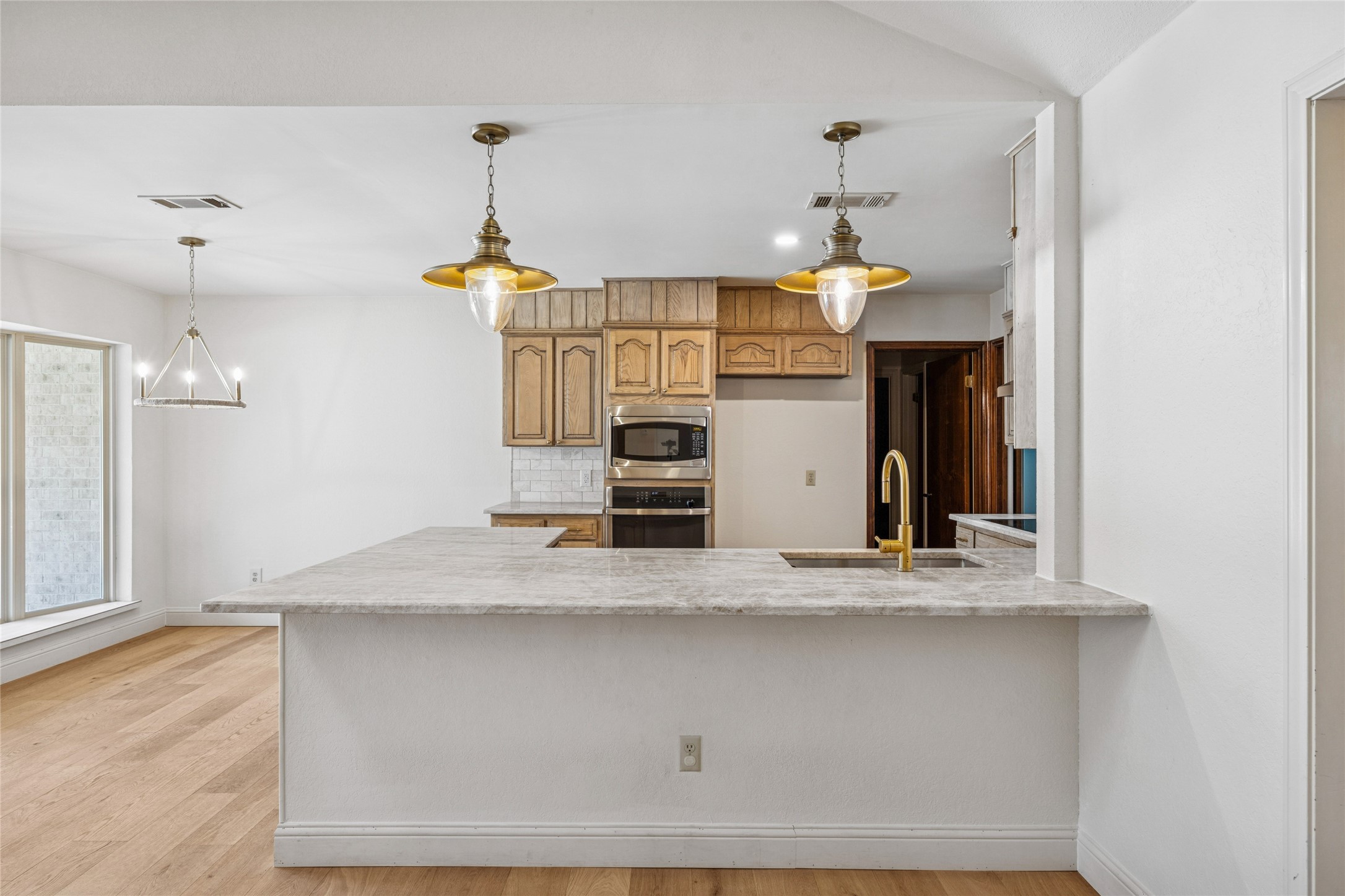4212 Lake Vista Drive Benbrook TX 76132