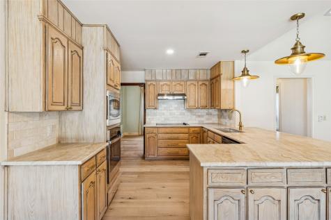 4212 Lake Vista Drive Benbrook TX 76132