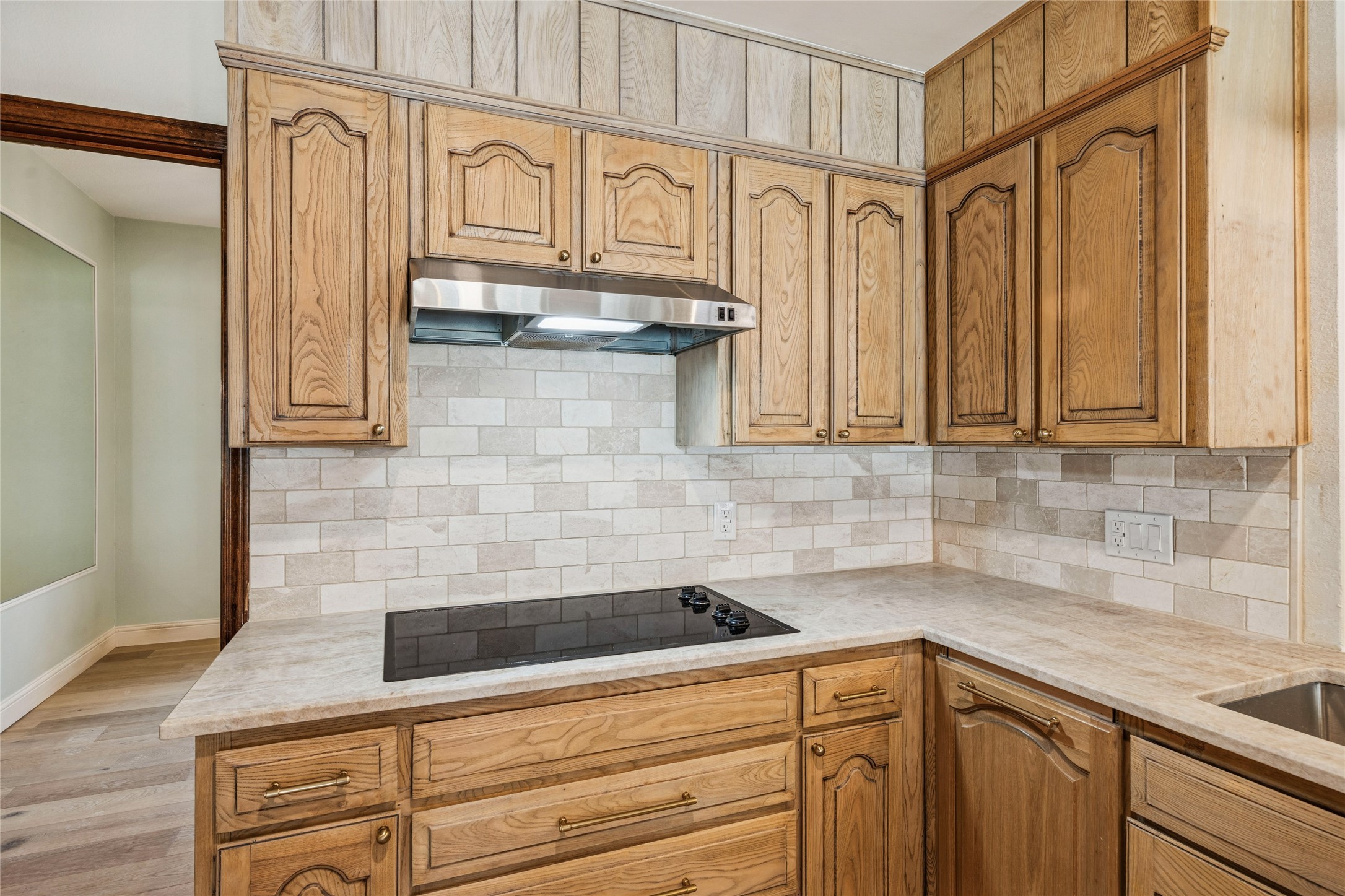 4212 Lake Vista Drive Benbrook TX 76132