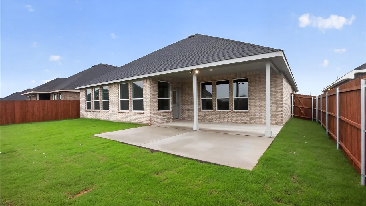 3285 Grayton Street Grand Prairie TX 76065
