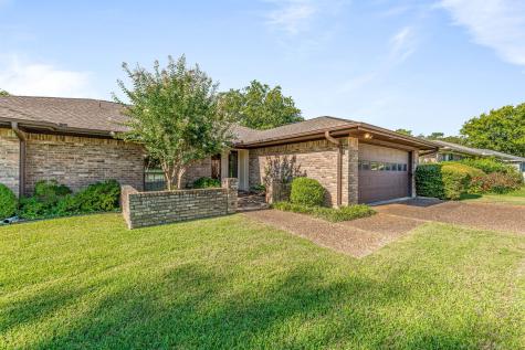 3413 Denbury Drive Fort Worth TX 76133