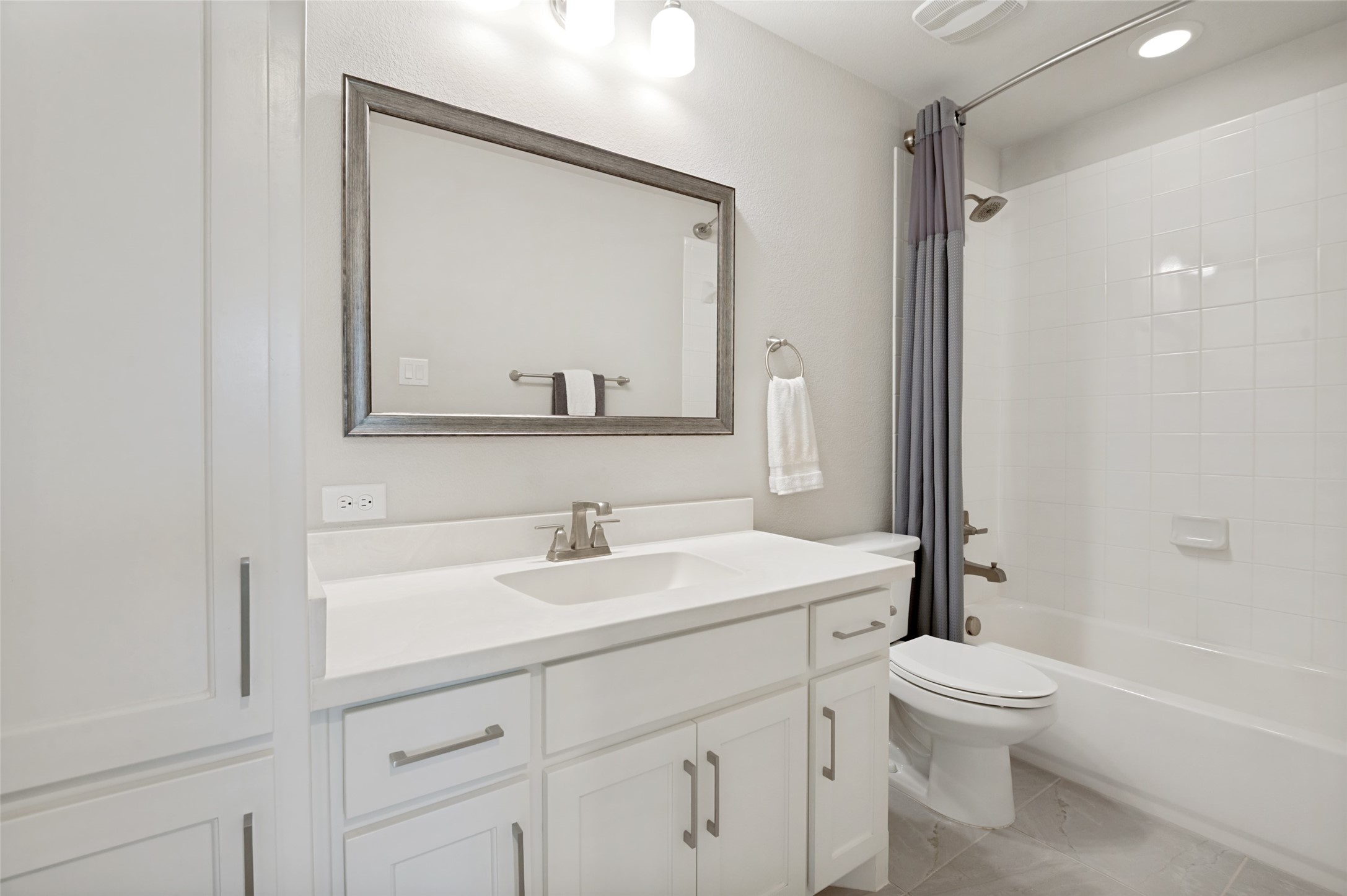 2848 London The Colony TX 75056