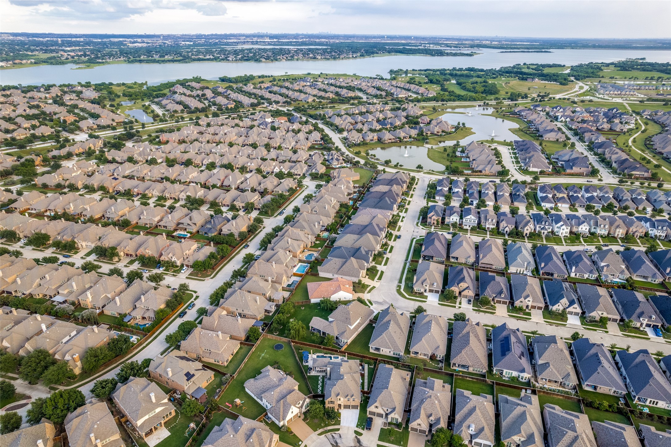 2848 London The Colony TX 75056