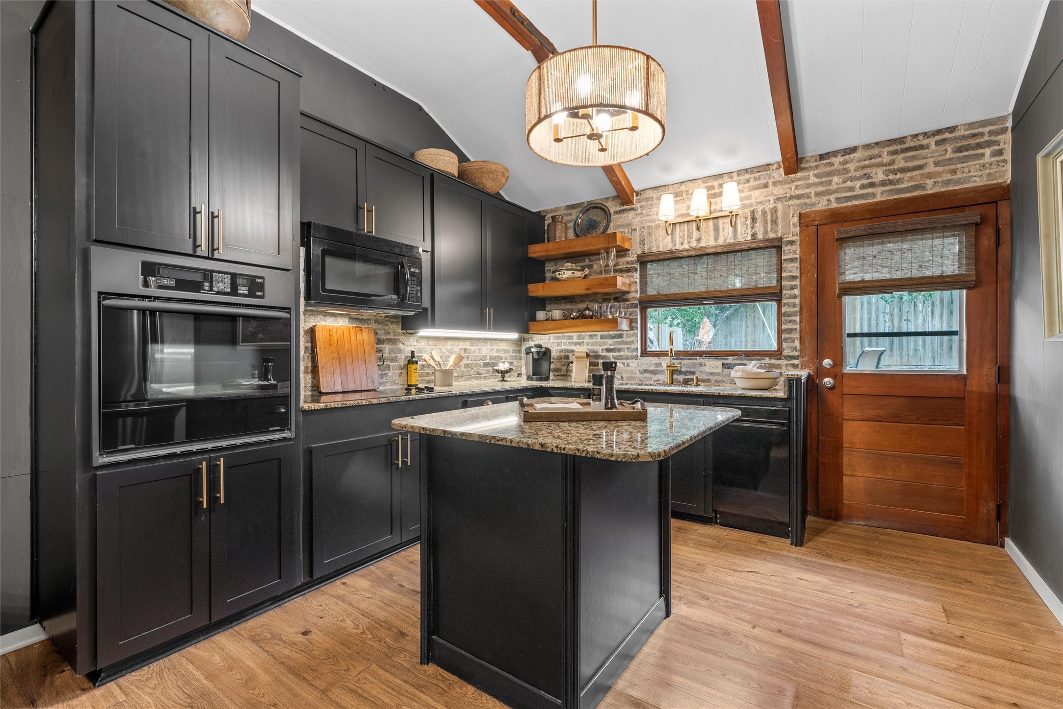 188 Linda Lee Loop Whitney TX 76692