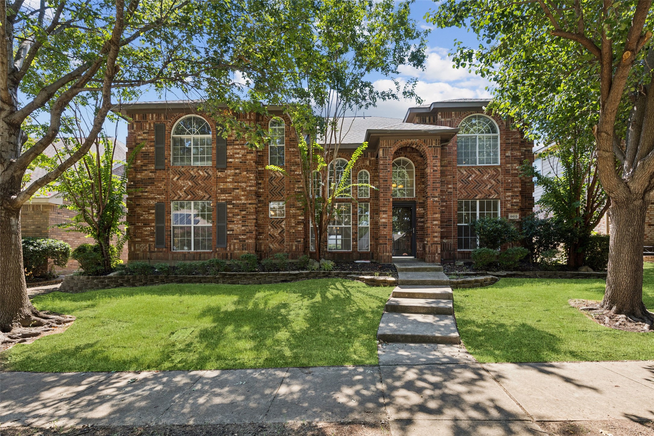5613 Buttercup Lane Mckinney TX 75070