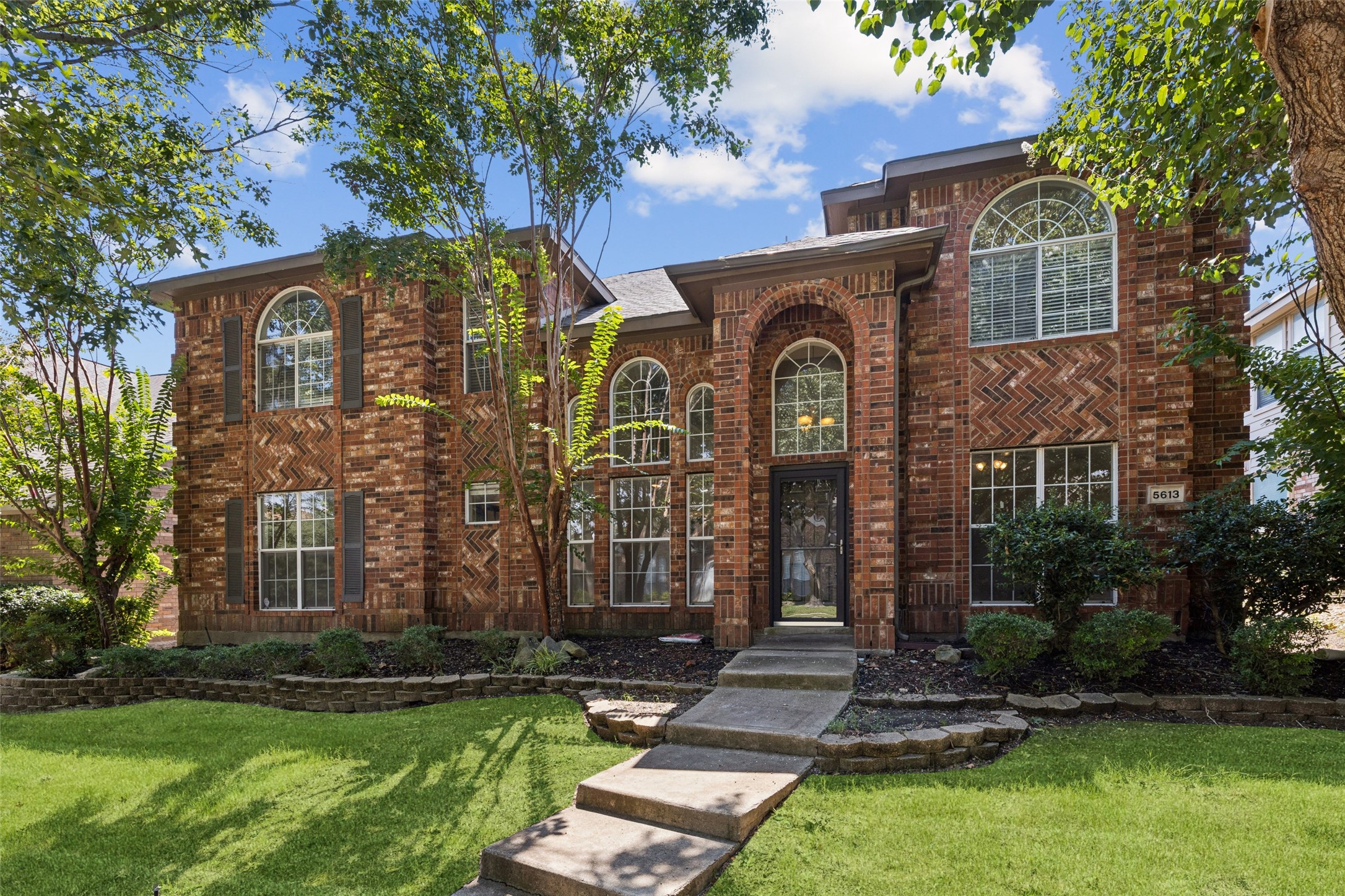 5613 Buttercup Lane Mckinney TX 75070