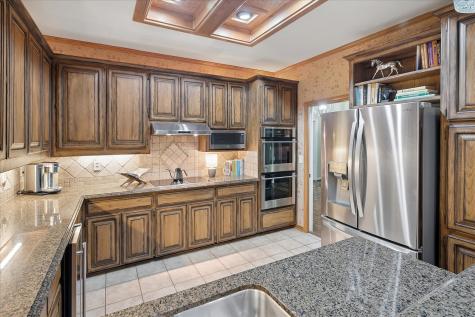 2448 Clearspring Drive N Irving TX 75063