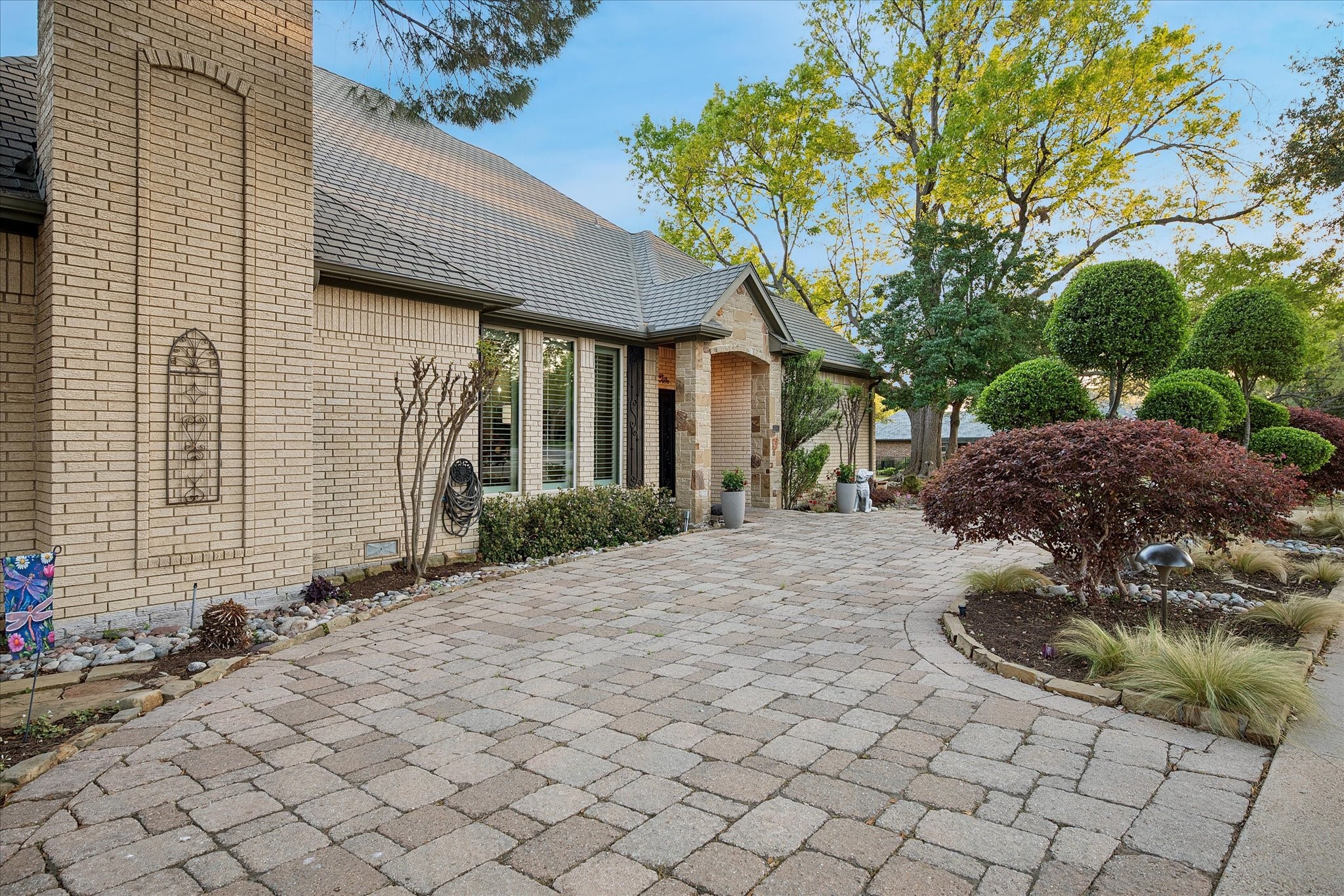 2448 Clearspring Drive N Irving TX 75063